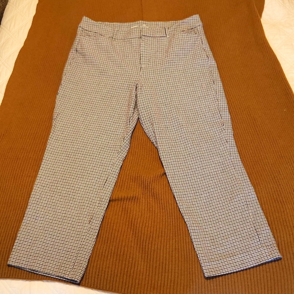 Old Navy High Rise Pixie Pants Size 12